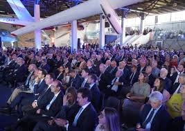Businesses are cautious about investments in 2025. A survey by Confindustria Emilia-Romagna has been presented.
